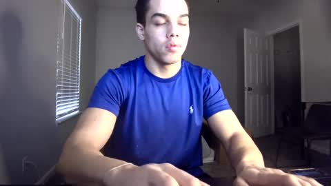 Snapshot of itstarzan chatting on 11, 12, 2024 TARZAN online show from 11, 12, 2024