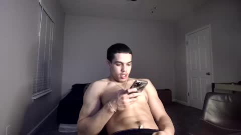 Snapshot of itstarzan chatting on 15, 12, 2024 TARZAN online show from 15, 12, 2024