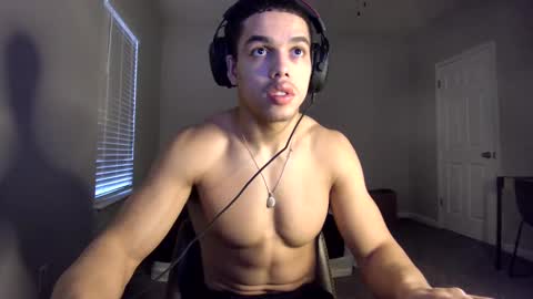 Snapshot of itstarzan chatting on 17, 12, 2024 TARZAN online show from 17, 12, 2024