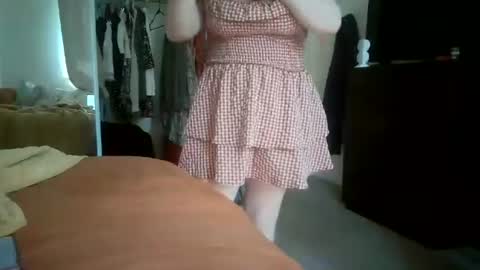 itsthicccarli online show from 18, 7, 2026
