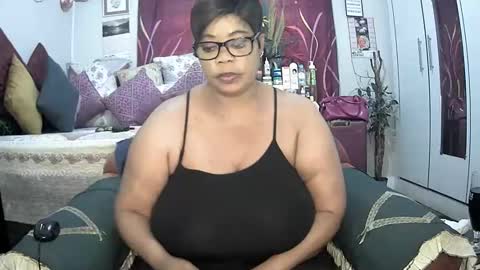 Snapshot of itumeleng74 chatting on 18, 2, 2025 itumeleng74 online show from 18, 2, 2025