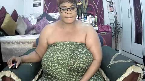 Snapshot of itumeleng74 chatting on 20, 2, 2025 itumeleng74 online show from 20, 2, 2025