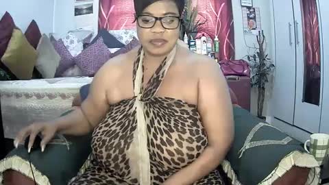 Snapshot of itumeleng74 chatting on 22, 2, 2025 itumeleng74 online show from 22, 2, 2025