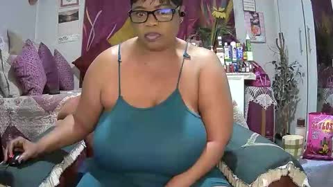 Snapshot of itumeleng74 chatting on 9, 9, 2025 itumeleng74 online show from 9, 9, 2025