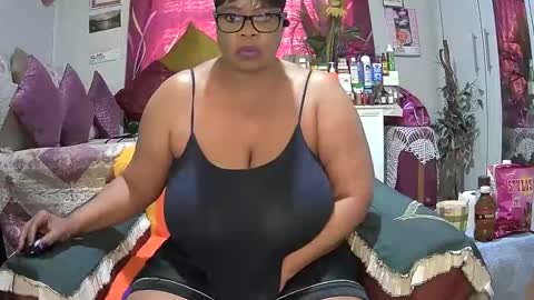 Snapshot of itumeleng74 chatting on 21, 9, 2025 itumeleng74 online show from 21, 9, 2025