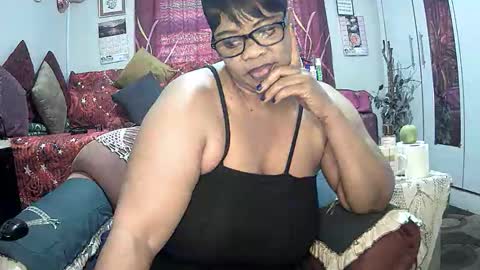 Snapshot of itumeleng74 chatting on 22, 10, 2025 itumeleng74 online show from 22, 10, 2025