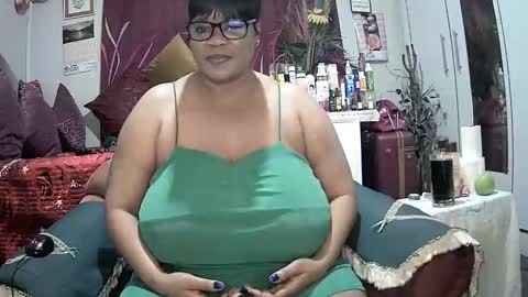 Snapshot of itumeleng74 chatting on 27, 10, 2025 itumeleng74 online show from 27, 10, 2025