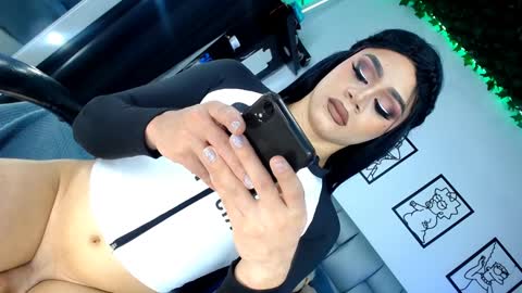 Snapshot of ivan_standford chatting on 4, 1, 2025 y online show from 4, 1, 2025