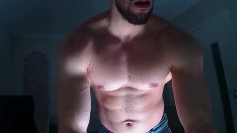 Snapshot of ivanhydee chatting on 30, 11, 2025 IvanHydee online show from 30, 11, 2025