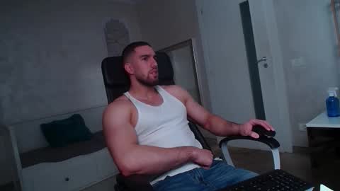 IvanHydee online show from 16, 12, 2025