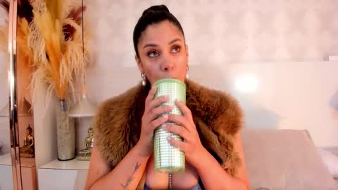 Ivannaanggel online show from 3, 12, 2025