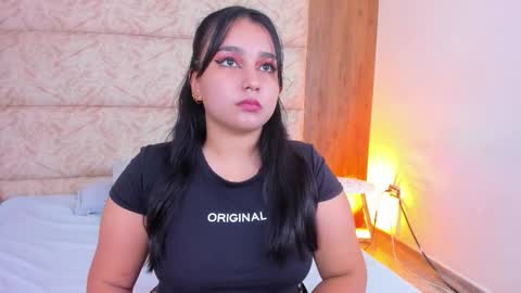 Snapshot of ivannaavega chatting on 24, 10, 2025 Ivanna online show from 24, 10, 2025