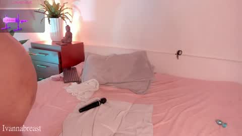 Snapshot of ivannabreastoficial chatting on 6, 2, 2025 Ivannabreast online show from 6, 2, 2025
