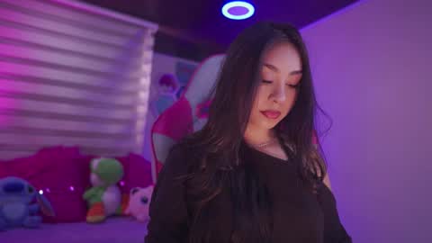 Snapshot of ivette_k chatting on 5, 11, 2025 iveet online show from 5, 11, 2025