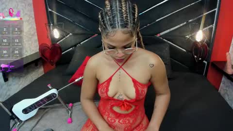 Snapshot of ivisbouncyass chatting on 23, 9, 2025 Ivis online show from 23, 9, 2025