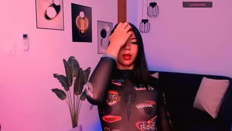 Snapshot of ivonyrose_ chatting on 15, 9, 2025 Ivony Rose online show from 15, 9, 2025