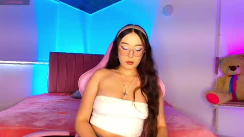 Snapshot of ivory_dlacour chatting on 9, 6, 2026 online show from 9, 6, 2026