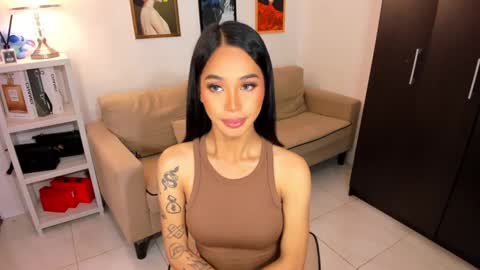 kirstenelsie online show from 4, 2, 2025