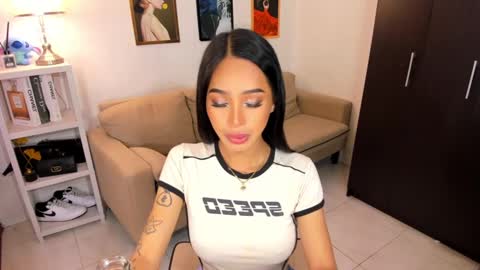 kirstenelsie online show from 18, 2, 2025