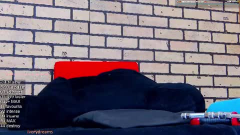 Snapshot of ivorydreams chatting on 24, 6, 2026 Ivory online show from 24, 6, 2026