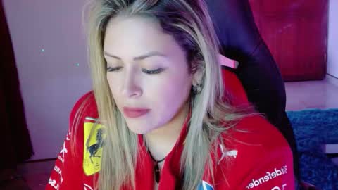 Snapshot of ivy__taylorr chatting on 20, 11, 2025 Diana Rojas online show from 20, 11, 2025