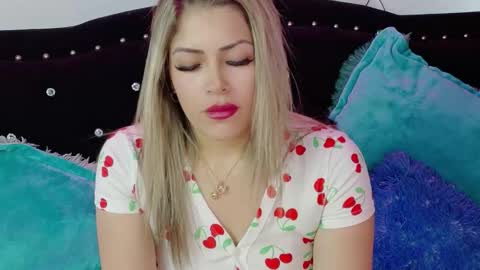 Snapshot of ivy__taylorr chatting on 3, 12, 2025 Diana Rojas online show from 3, 12, 2025