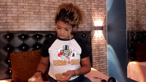 Snapshot of ivy_copper1 chatting on 24, 1, 2025 Ig  ivycopper1  online show from 24, 1, 2025