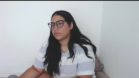 Snapshot of ivy_moon6 chatting on 6, 5, 2026 ivy_moon6 online show from 6, 5, 2026