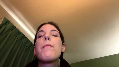 ivy_rose90 online show from 1, 4, 2026