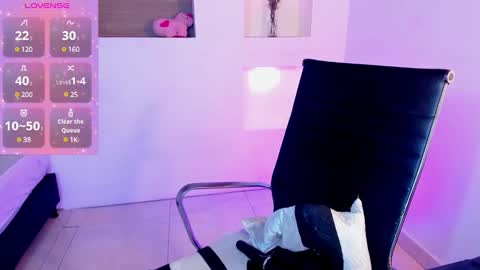 Snapshot of ivybliss8 chatting on 23, 2, 2025 i v y  b l i s s online show from 23, 2, 2025