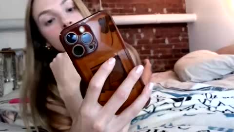 Snapshot of ivygrave chatting on 13, 9, 2025 ivygrave online show from 13, 9, 2025