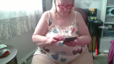 Snapshot of ivyjane3522 chatting on 2, 7, 2026 ivyjane3522 online show from 2, 7, 2026