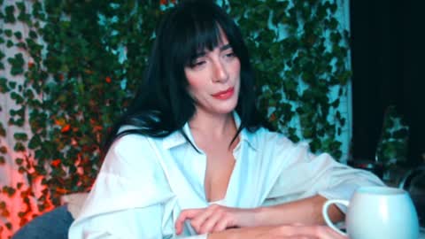 Snapshot of ivyjonson chatting on 12, 12, 2024 Miss Ivy online show from 12, 12, 2024