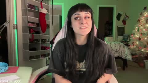 Snapshot of ivyminxxx chatting on 13, 12, 2024 Ivy Minxxx online show from 13, 12, 2024