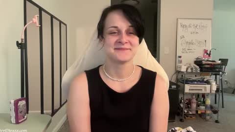 Snapshot of ivyminxxx chatting on 23, 10, 2025 Ivy Minxxx online show from 23, 10, 2025