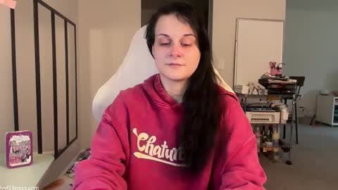 Snapshot of ivyminxxx chatting on 28, 10, 2025 Ivy Minxxx online show from 28, 10, 2025