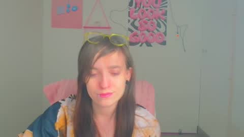 Snapshot of ivynoir_ chatting on 4, 4, 2026 Ivy online show from 4, 4, 2026