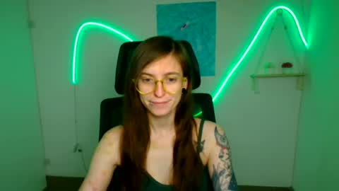 Snapshot of ivynoir_ chatting on 25, 6, 2026 Ivy online show from 25, 6, 2026