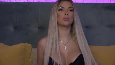 Snapshot of ivyrubens chatting on 27, 12, 2024 Ivy online show from 27, 12, 2024