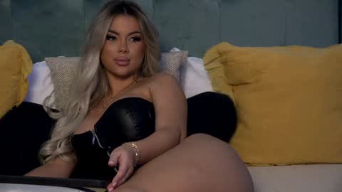 Snapshot of ivyrubens chatting on 27, 1, 2025 Ivy online show from 27, 1, 2025