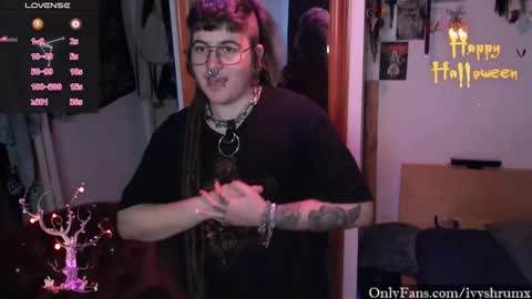 Ivy ShrumX online show from 12, 10, 2025