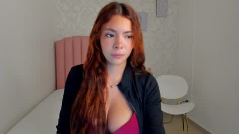 Snapshot of ivywhitmore chatting on 2, 7, 2026 IVANA ALEJANDRA online show from 2, 7, 2026