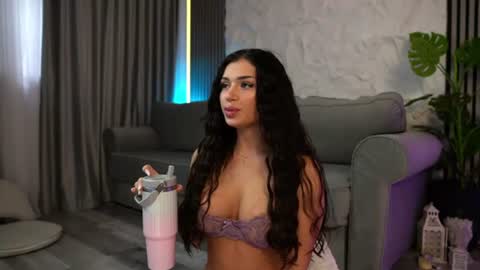 Snapshot of ivyxbelle chatting on 19, 7, 2026 Ivy Belle online show from 19, 7, 2026