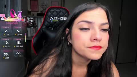 Snapshot of ivyy_scott chatting on 25, 10, 2025 Ivvy online show from 25, 10, 2025