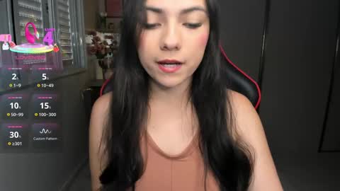 Snapshot of ivyy_scott chatting on 23, 11, 2025 Ivvy online show from 23, 11, 2025