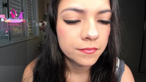 Snapshot of ivyy_scott chatting on 29, 11, 2025 Ivvy online show from 29, 11, 2025