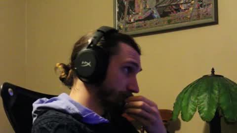 Snapshot of iwhitesmurf chatting on 17, 12, 2025 iwhitesmurf online show from 17, 12, 2025