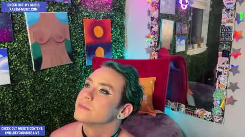 Snapshot of iwillbeyourmuse chatting on 15, 5, 2026 Muse hethey online show from 15, 5, 2026
