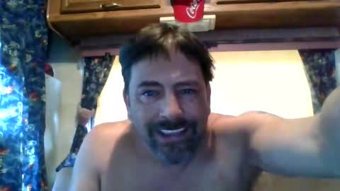 Snapshot of iwtfamilf chatting on 25, 3, 2026 iwtfamilf online show from 25, 3, 2026