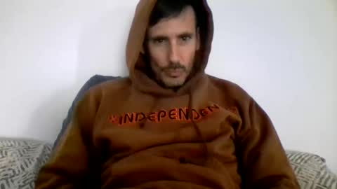 Snapshot of iyoperro chatting on 16, 11, 2025 Casandro online show from 16, 11, 2025